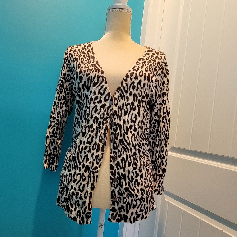 Linda Matthews Sweater Women's Medium animal print Cardigan Wardrobe Capsule